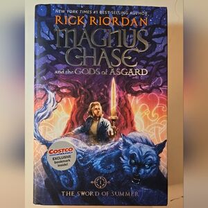 Magnus Chase and the Gods of Asgard Book 1 The Swords of Summer by Rick Riordan
